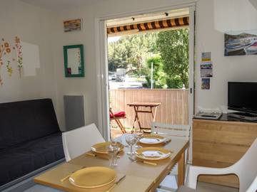 Vakantiewoning voor 4 Personen in Saint-Cyr-sur-Mer, Toulon regio, Afbeelding 2