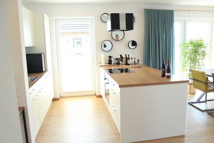 Ferienhaus für 4 Personen, mit Terrasse und Seeblick in Ostfriesland - 4