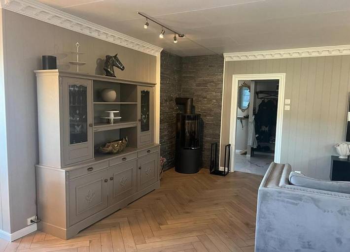 Villa für 6 Personen, mit Balkon und Terrasse sowie Ausblick
