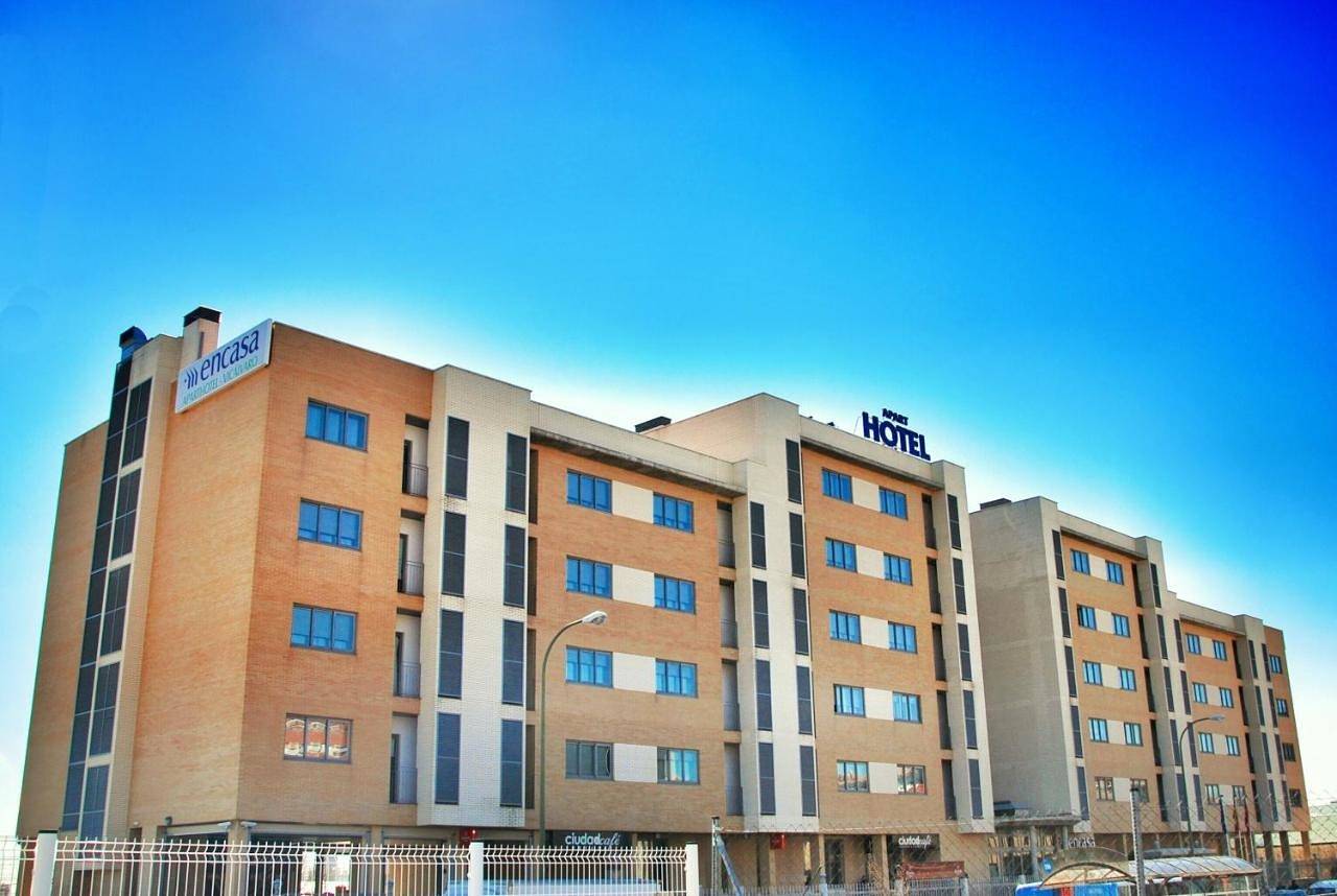 Aparthotel Encasa in Vicálvaro (distrito), Madrid