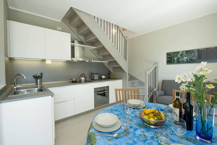 Holiday apartment for 5 people, with garden and balcony - 1