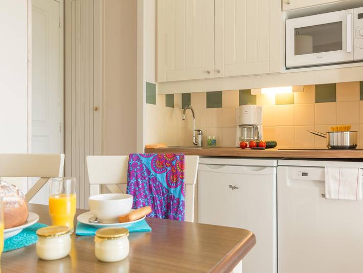 Gîte pour 4 personnes, avec piscine et balcon/terrasse, adapté aux familles à Branville - 4