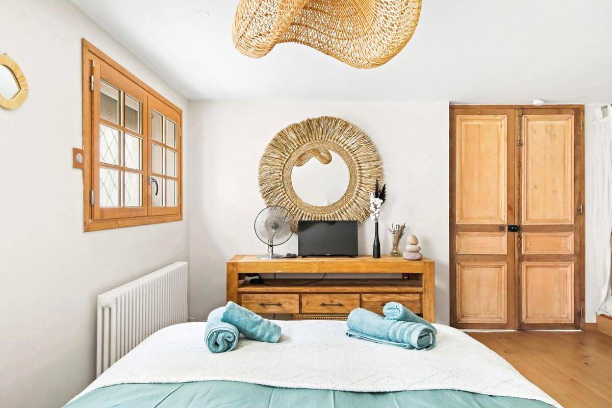 Chic Cabin - Terrace with sea view, beaches in Le Pradet, Parc national de Port-Cros