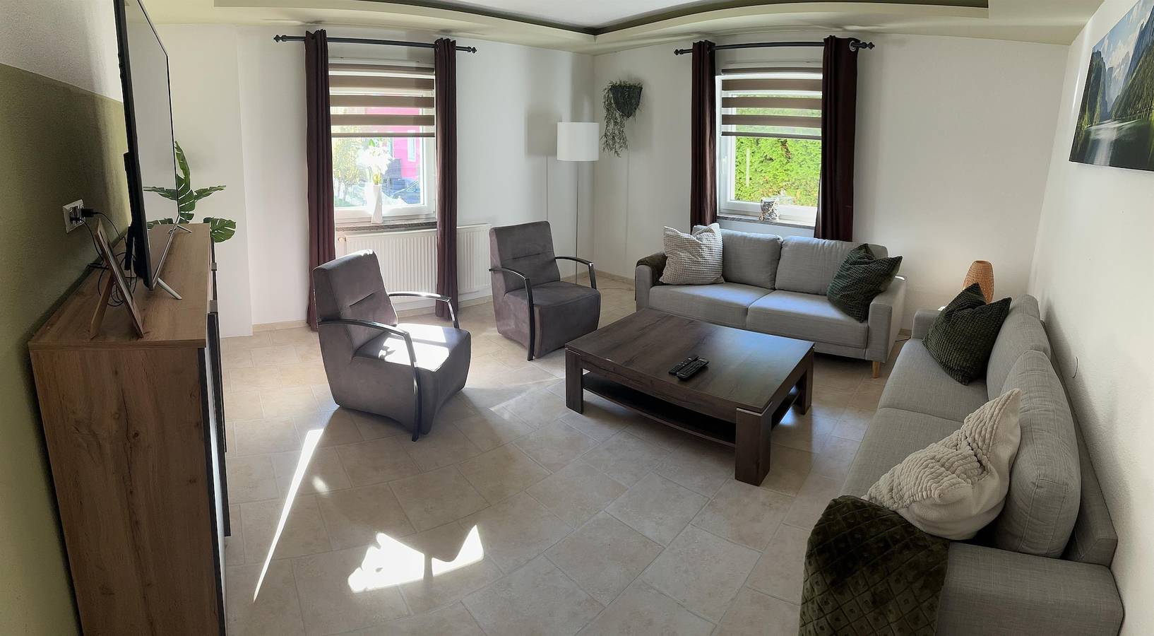 Ganze Ferienwohnung, Gästehaus Inntal, 3 Schlafräume in Radfeld, Kaisergebirge