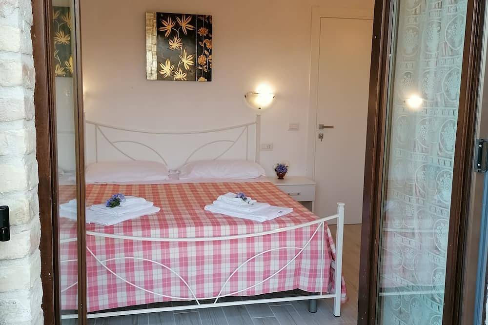 Appartement entier, 5 minutes from the sea, panoramic terrace and swimming pool - The cugnolo wagon in Torre di Palme, Province de Fermo