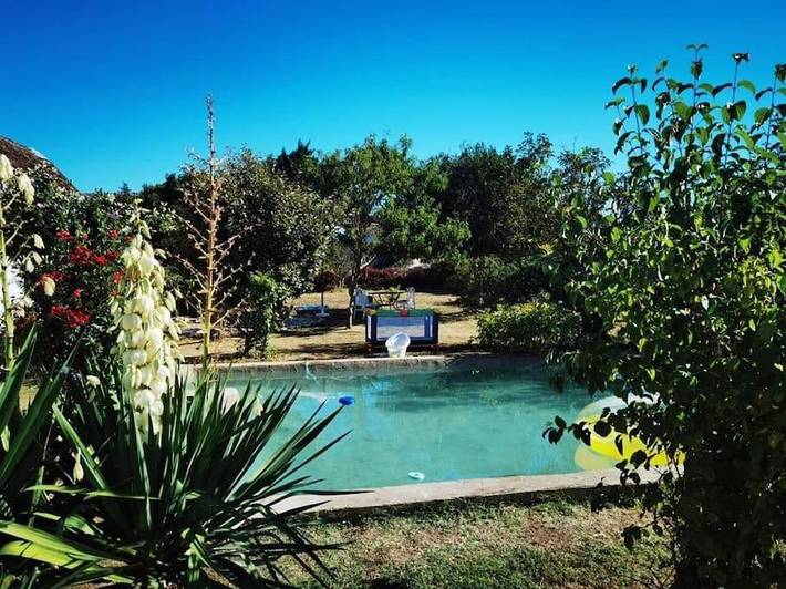 Gîte pour 3 personnes, avec jardin ainsi que vue et piscine, animaux acceptés dans Douadic - 3