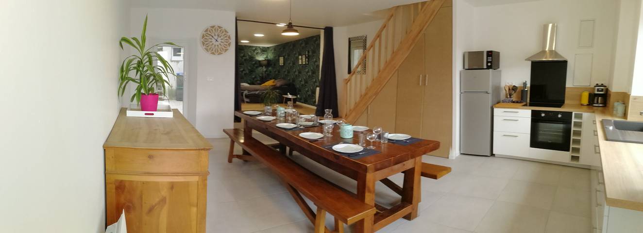 Gîte pour 13 personnes, avec terrasse - 1