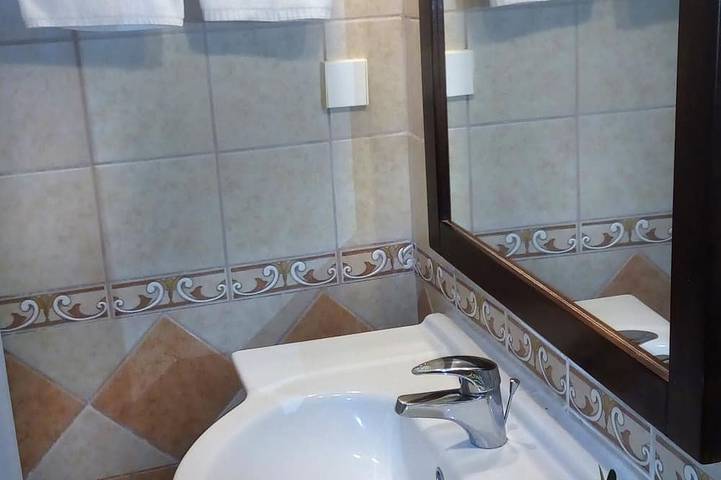 Una suite penthouse en el hotel Eptanisa in Poros (Léucade), Grecia