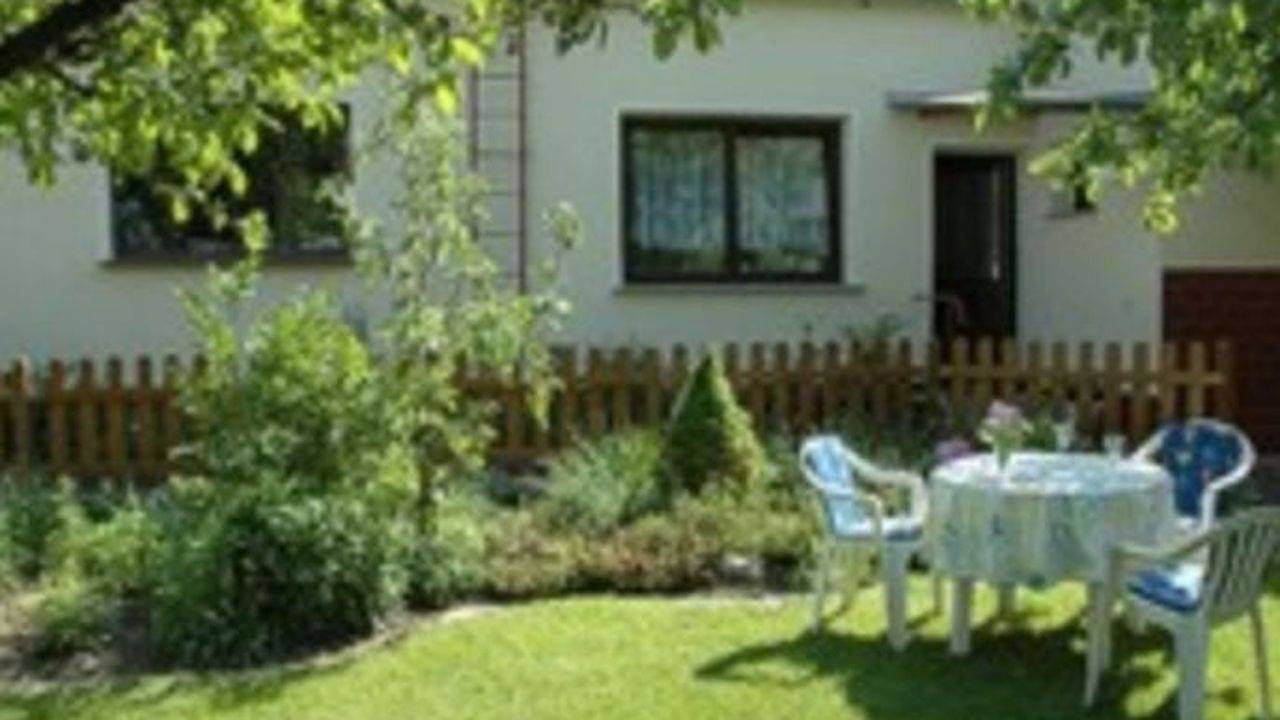 Ganze Ferienwohnung, Ferienwohnung für 2 Personen (34 m²) in Güstrow in Güstrow, Mecklenburgische Seenplatte