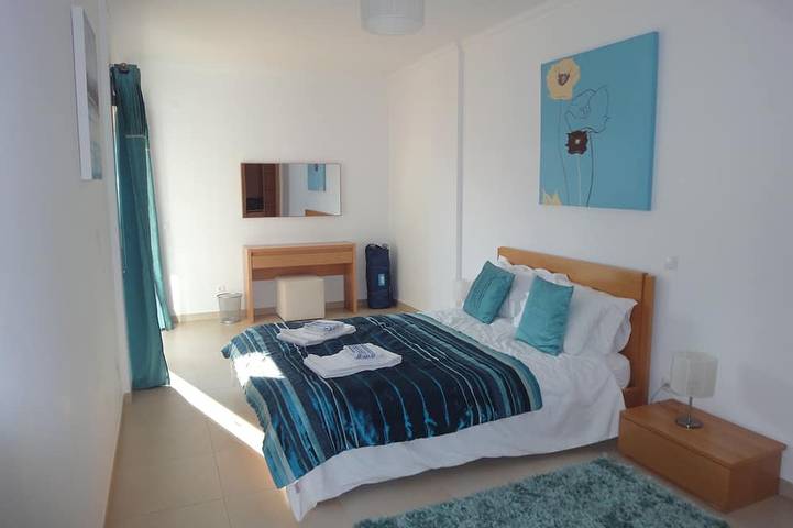 Ganze Wohnung, Modern ausgestattetes Apartment mit Blick auf den Naturpark Ria Formosa. Fuseta in Moncarapacho e Fuseta, Parque Natural da Ria Formosa