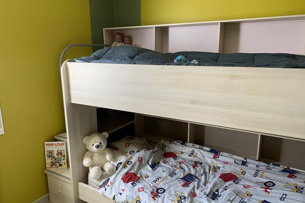 La Jard'aise, house in the center of Jard Sur Mer, quiet and close to the beach in Jard-sur-Mer, Vendée