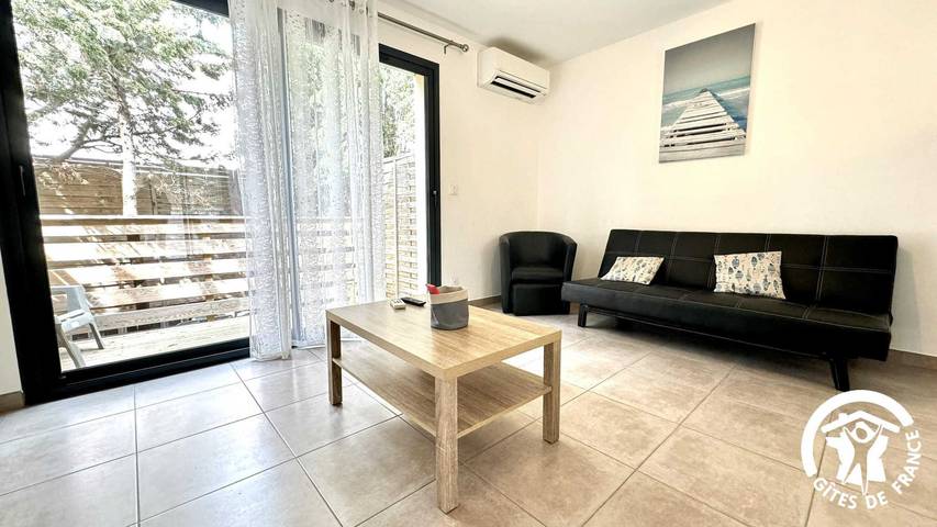 Gîte pour 5 personnes, avec terrasse, animaux acceptés à La Palme - 2