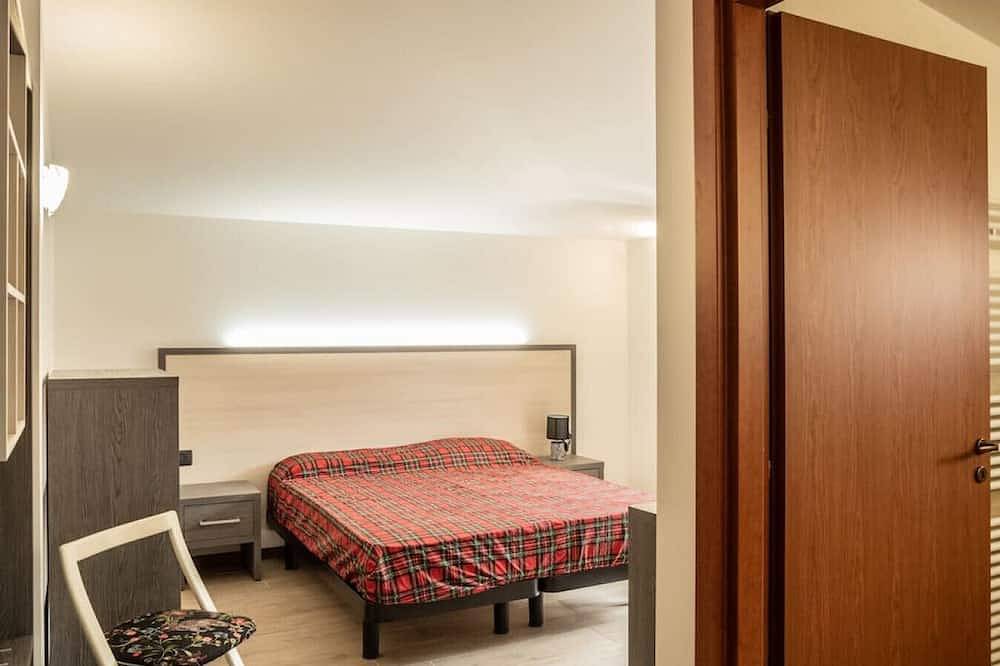 Appartamento intero, Appartamento Edolo - Bilocale in Edolo (Borgo), Edolo