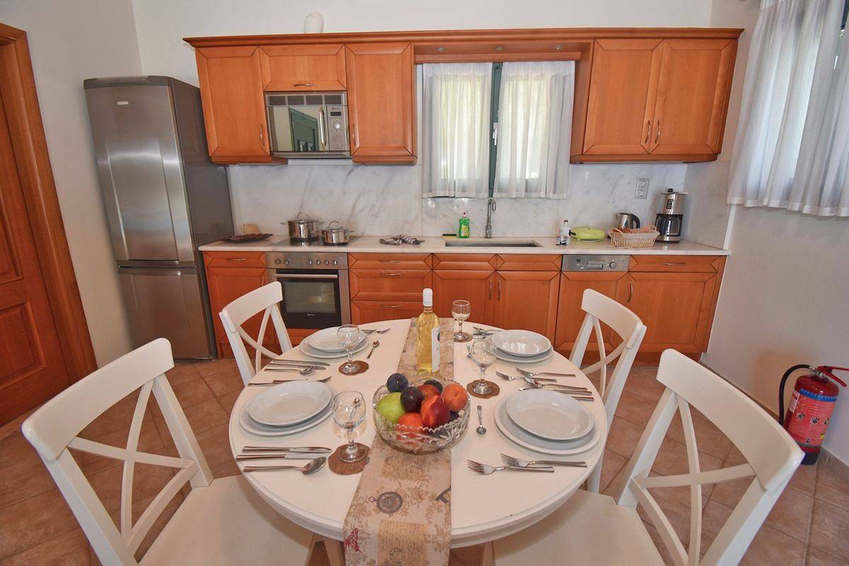 Villa für 6 Personen mit Terrasse in Pelekas, Korfu