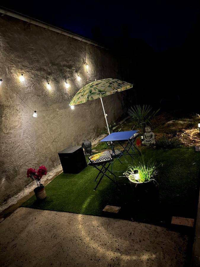 Gîte pour 2 personnes, avec terrasse à Sainte-Gemme - 4