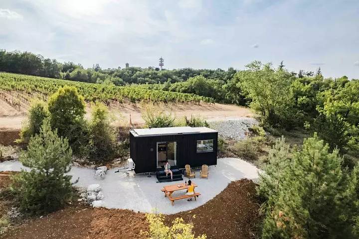 Ganze Wohnung, Tiny House zwischen Weinbergen und Tal, in der Nähe von Cahors in Villesèque, Quercy