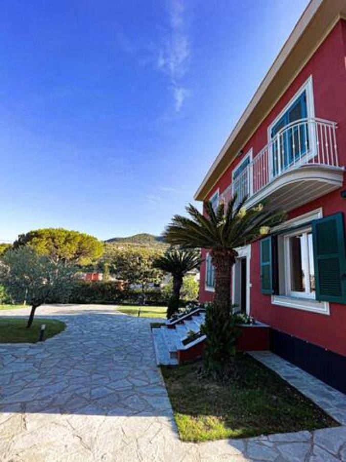 Elegante Villa Giardino + Posteggio privato in Santa Margherita, Santa Margherita Ligure