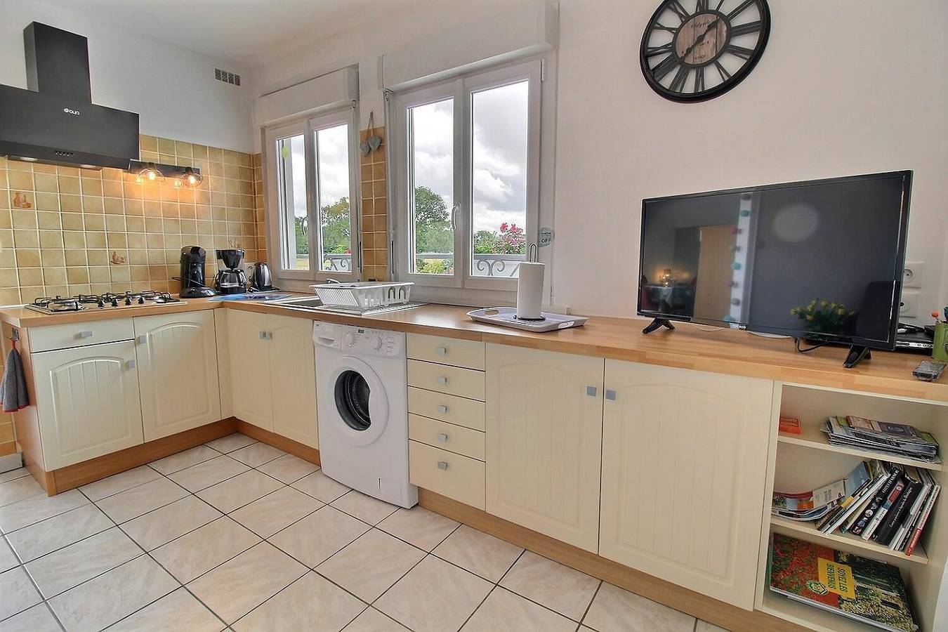 Cozy Gite with Parking, Garden & Internet near Coastline in Lamballe-Armor, Côte de Goëlo