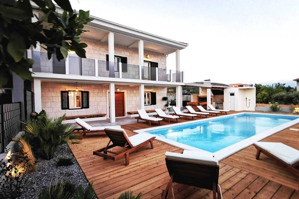 Casa vacanza a Traù a partire da 923€ a notte