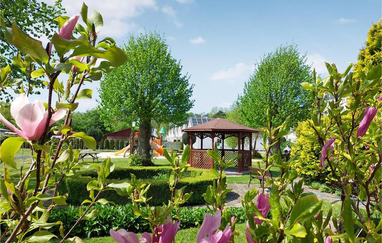 Ferienhaus für 6 Personen mit Terrasse in Darłówko, Darłowo