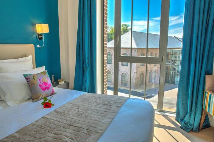 Hôtel pour 2 personnes, avec jardin à Méru