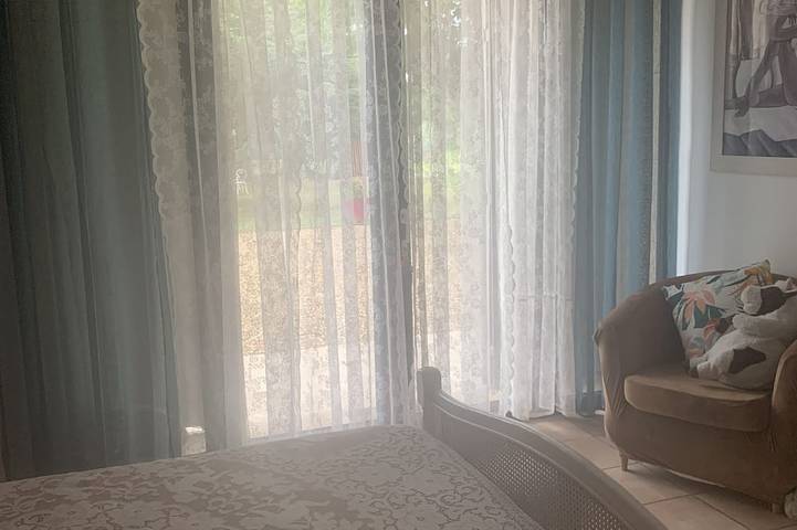 Gîte pour 2 personnes, avec Jardin et Piscine à Plan-d'Orgon - 2