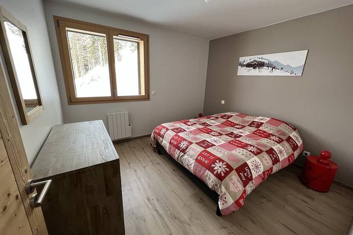 Apartamento entero, Oz sur son 31, recent 70 m2 apartment, covered parking, at the foot of the slopes in Oz (desambiguación), Parque Nacional de los Ecrins