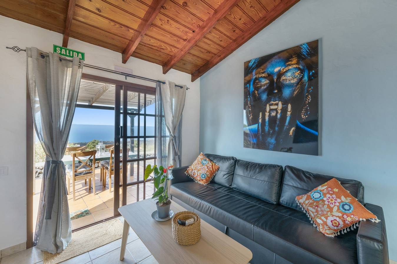 Casa de vacaciones 'El Sueño De Orión' con vistas a la montaña, Wi-Fi y aire acondicionado in Las Manchas, Los Llanos de Aridane