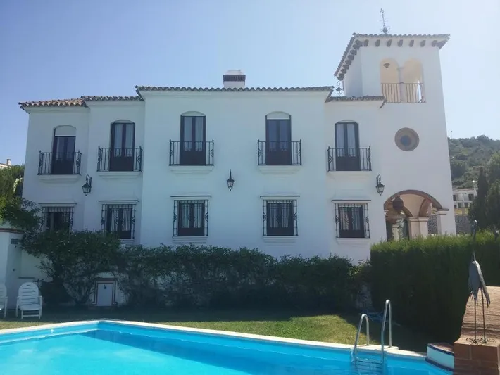 Maison de campagne pour 2 personnes, avec piscine ainsi que jardin et vue, animaux acceptés - 1