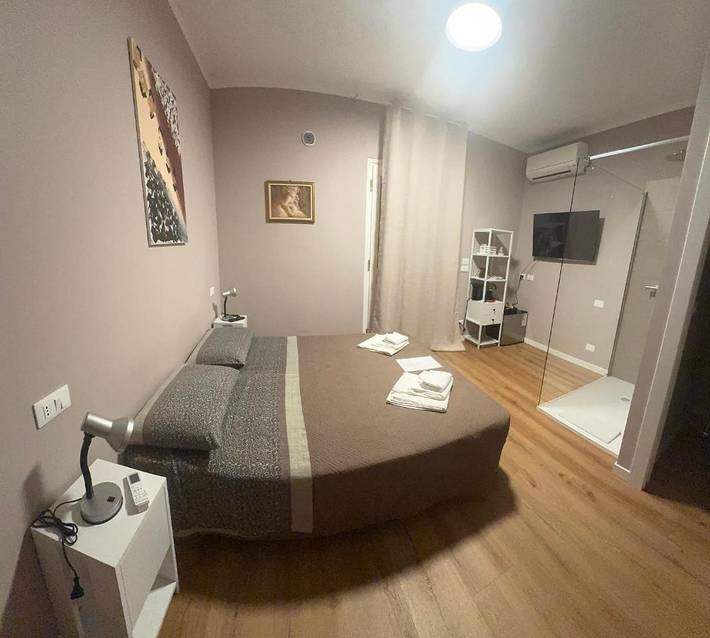 Chambre d’hôte pour 2 personnes, avec Balcon et Terrasse ainsi que Vue sur le lac et Vue à Limone sul Garda - 3