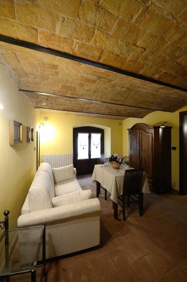 Gîte pour 2 personnes, avec vue et terrasse, animaux acceptés à Nizza Monferrato - 2