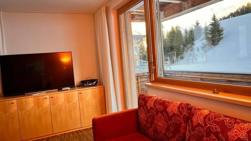 Ferienwohnung für 6 Personen, mit Terrasse und Sauna sowie Ausblick in Warth - 3