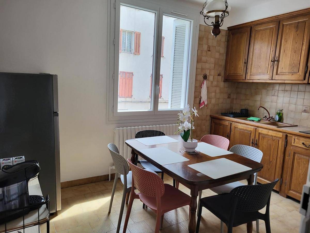 Appartement entier, Gîte six personnes au cœur de la Provence in Barjols, Région de Brignoles