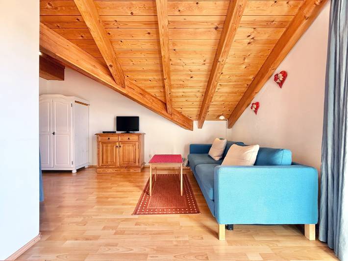 Ferienwohnung für 2 Personen, mit Garten und Ausblick sowie Balkon in Seeg - 3