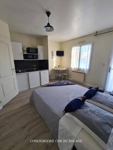 Gîte pour 2 personnes, avec terrasse dans Chanverrie