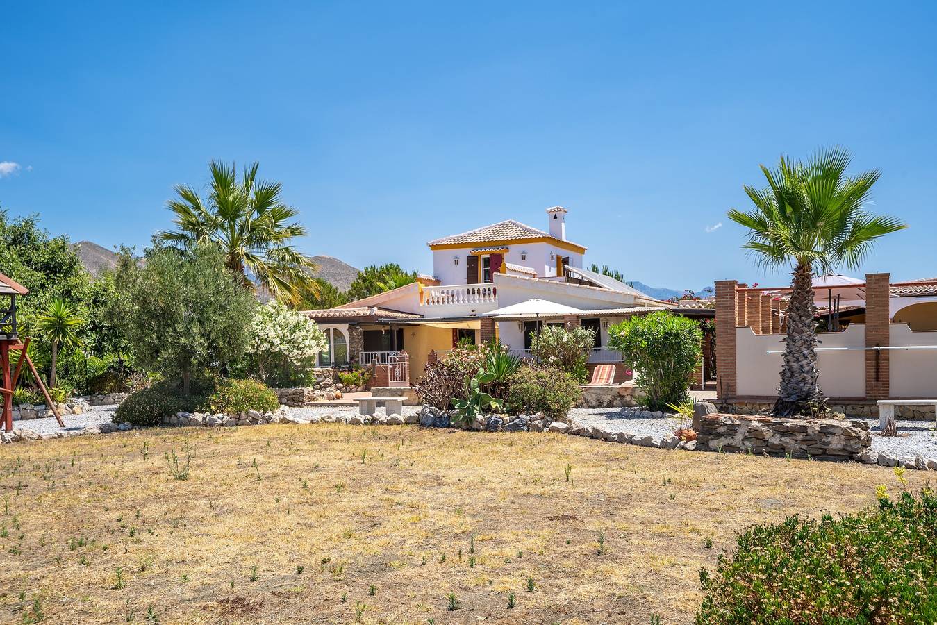 Casa rural 'Cortijo Erendira' con vistas al mar, Wi-Fi y aire acondicionado in Cómpeta, Provincia de Málaga