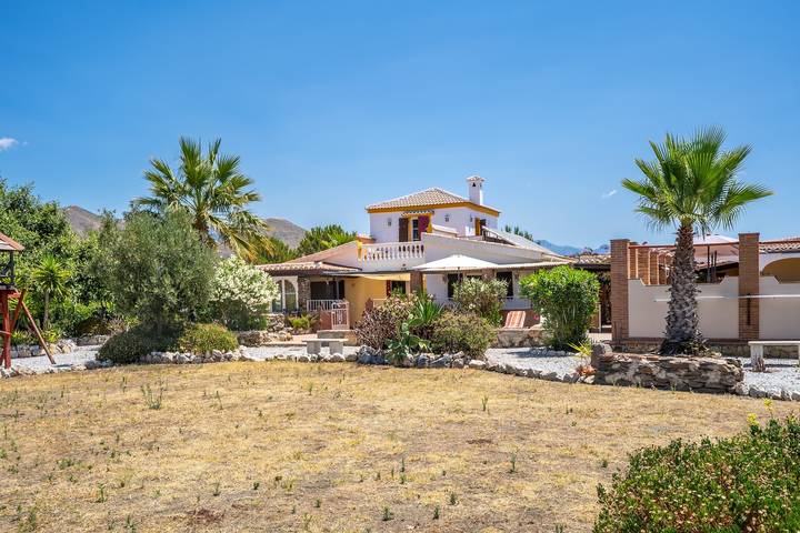 Chalet para 7 personas, con jardín, Se admiten mascotas en Axarquía - 3