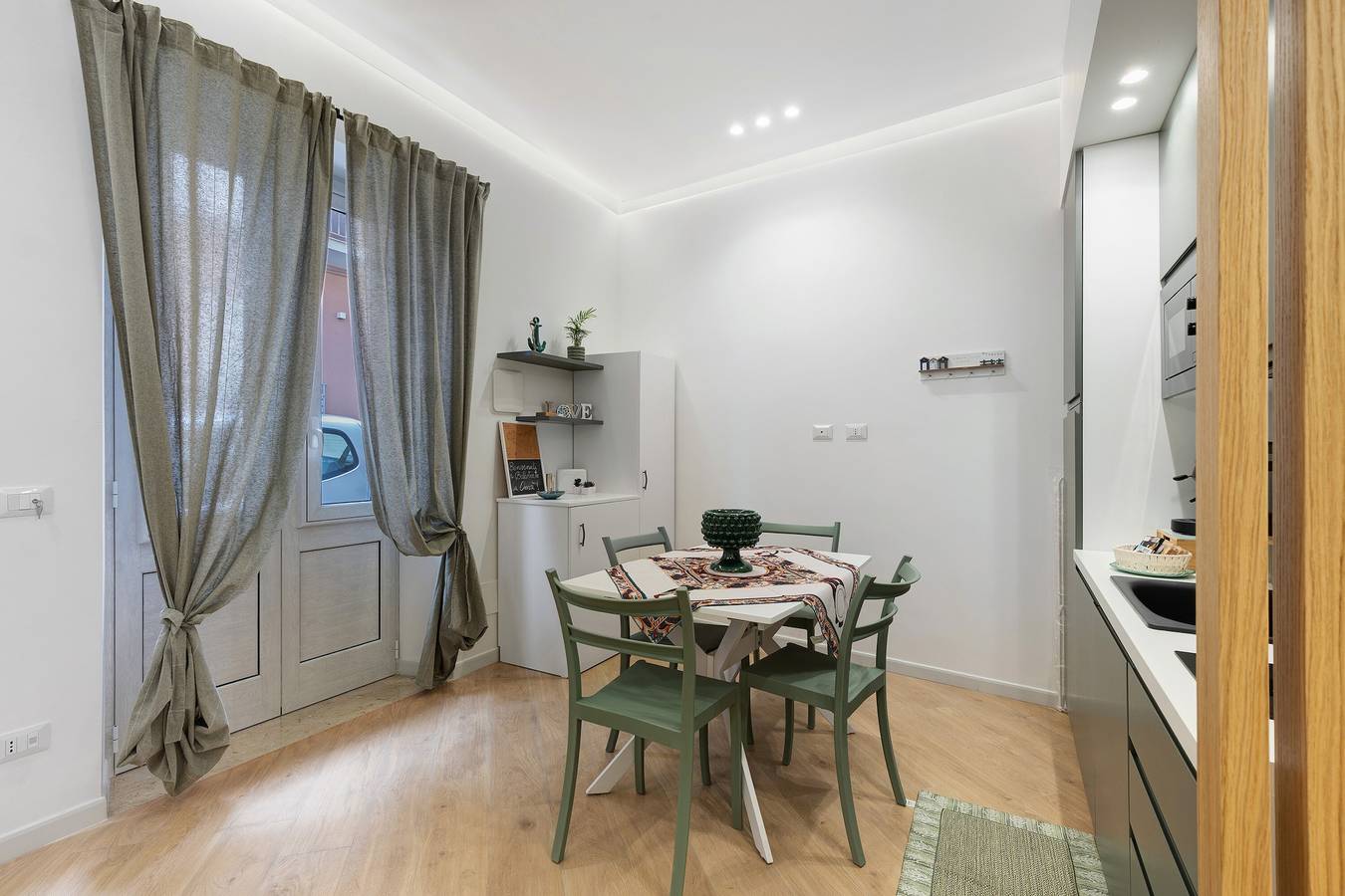 Appartamento intero, Appartamento 'Terra' con vista mare, Wi-Fi e aria condizionata in Balestrate, Provincia di Palermo