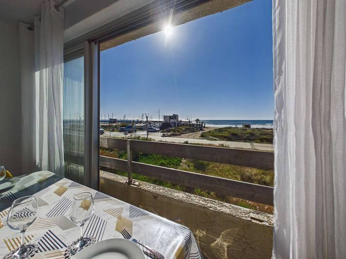 Gîte pour 4 personnes dans Plage d'Honneur - 2