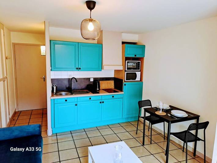 Gîte pour 2 personnes, avec terrasse dans Office De Tourisme De Vernet Les Bains