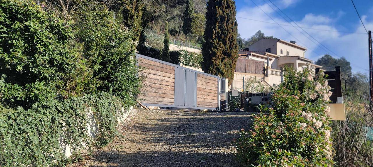 Chambres d hôtes les Romarins in Cantaron, Côte méditerranéenne (France)