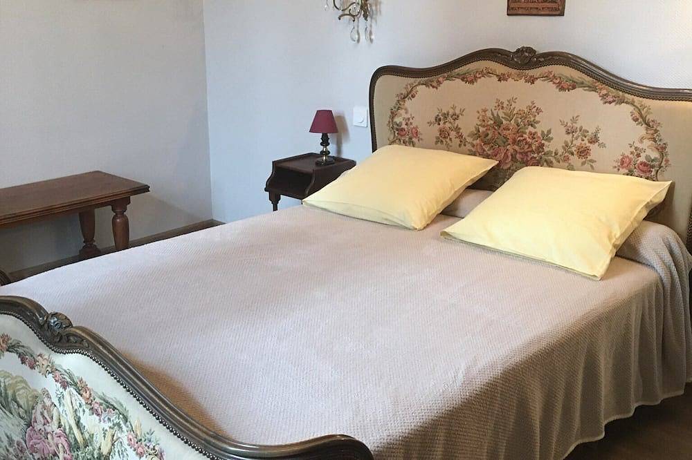 Villa rental in Apt in Apt, Regionaler Naturpark Luberon