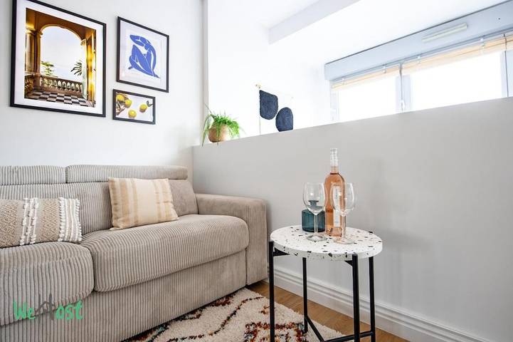 Gîte pour 4 personnes, avec vue et balcon dans Gare De Nice Riquier - 4