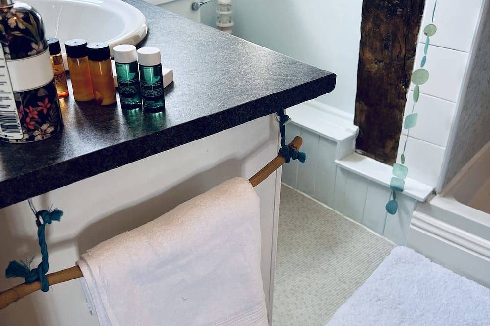 Geheel appartement, Period apartment set in Grade 2 listed building  in Lyme Regis, Dorset