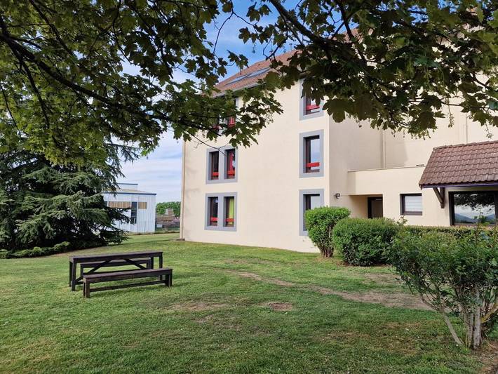 Hôtel pour 4 personnes, avec jardin à Saint-Victor (Allier) - 3