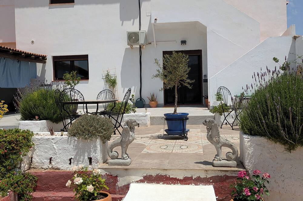 Ganze Wohnung, Beautiful studios with mountain views in Villanueva del Trabuco, Málaga Provinz