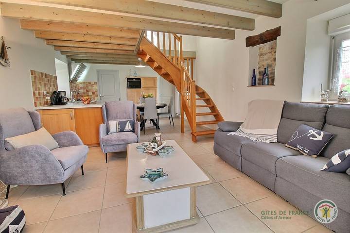 Gîte pour 4 personnes, avec terrasse et jardin - 1