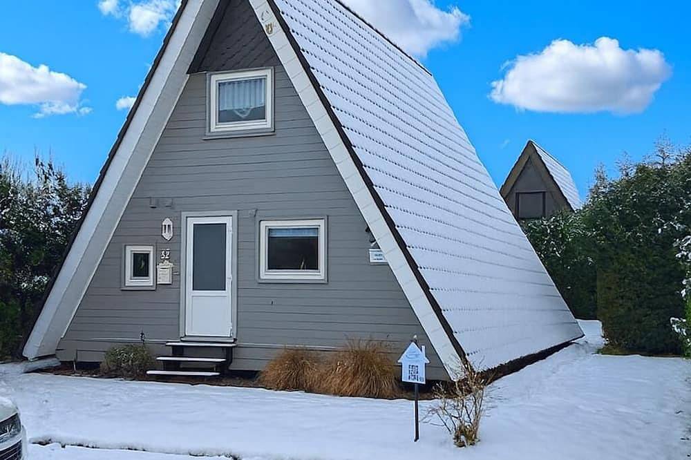 Ferienhaus Bannos Kajüte Ferienpark Butjadingen Fedderwardersiel in Strandnähe in Fedderwardersiel, Butjadingen