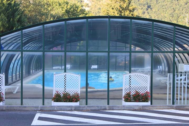 Appart’hôtel pour 2 personnes, avec jardin ainsi que vue et piscine