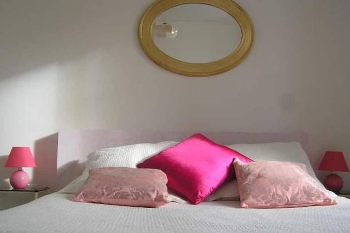 Gîte pour 3 personnes, avec terrasse et piscine à La Chapelle-aux-Choux - 2